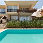 Вилла Coral Luxury *