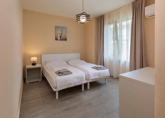 Coral Luxury Βίλα *