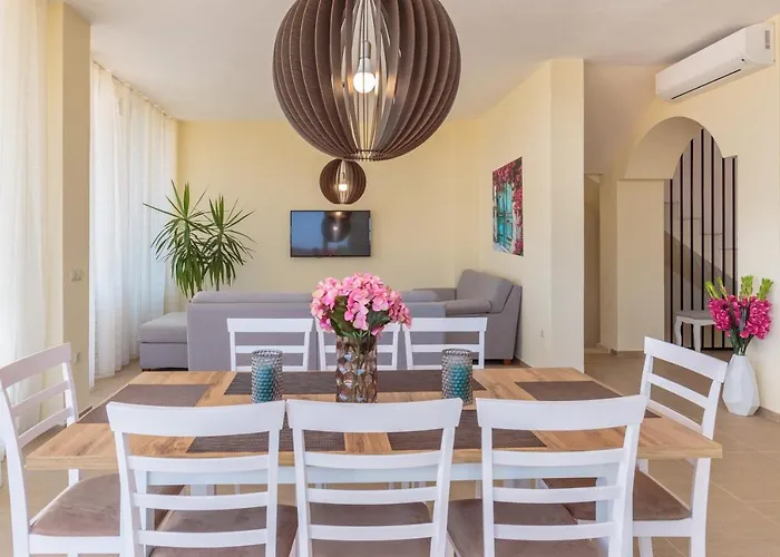 Coral Luxury Βίλα Lozenets