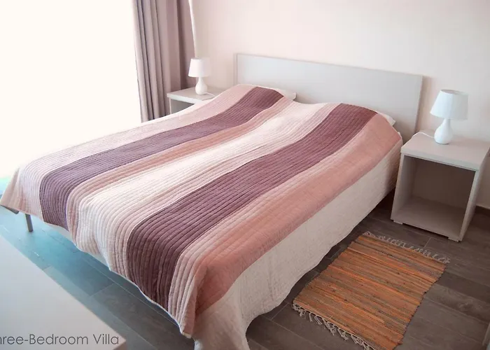 Coral Luxury Βίλα