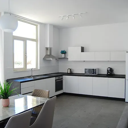 Coral Luxury Villa *