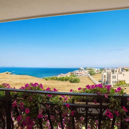 Coral Luxury Villa Lozenets