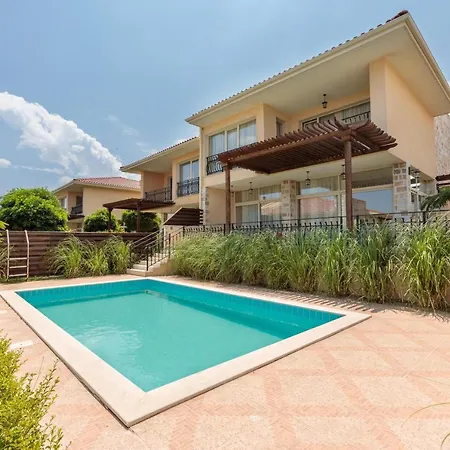 Coral Luxury Villa Lozenets