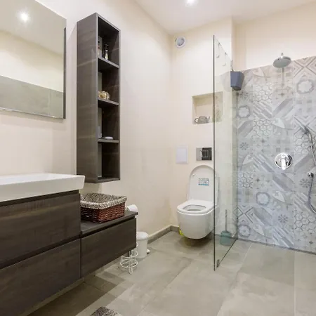 Coral Luxury * Lozenets