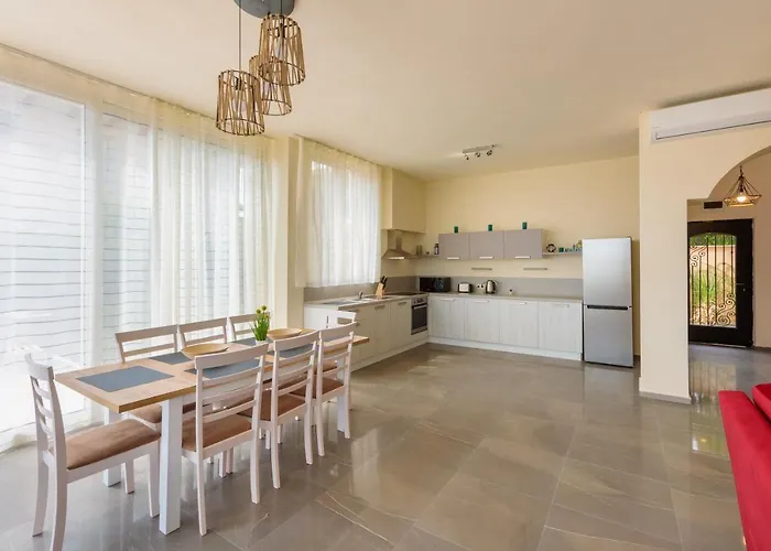 ヴィラ Coral Luxury